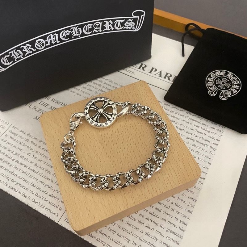 Ch*0me He**ts bracelets